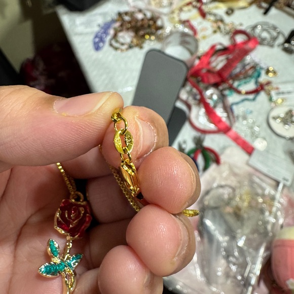 18k gold plated Gold Rose Pendant Necklace - Picture 7 of 9